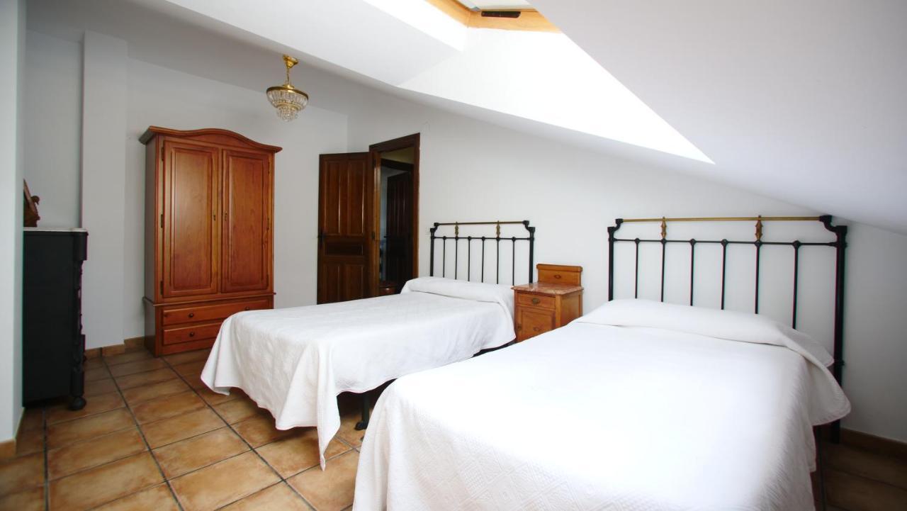 Casa Rural Plaza Vieja Saldaña エクステリア 写真