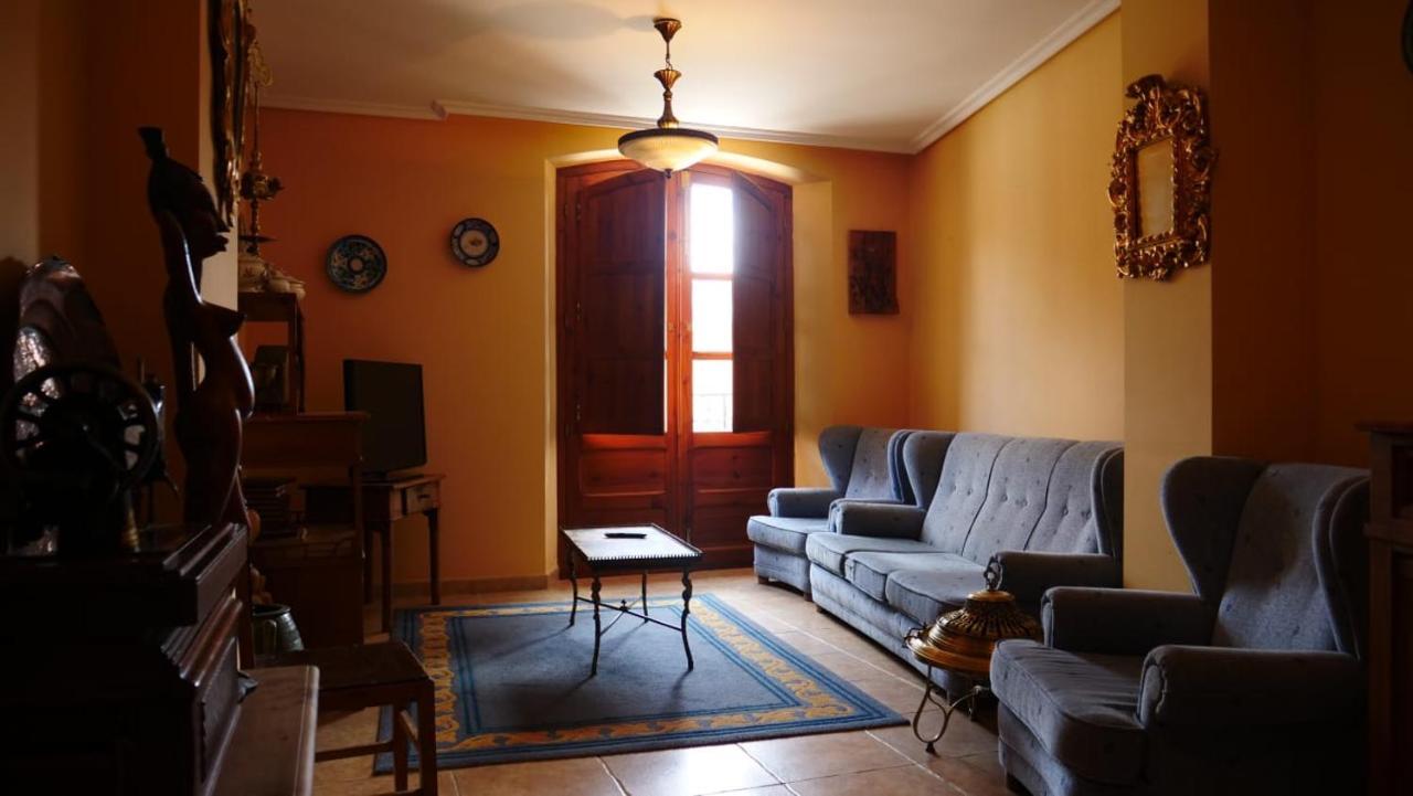 Casa Rural Plaza Vieja Saldaña エクステリア 写真